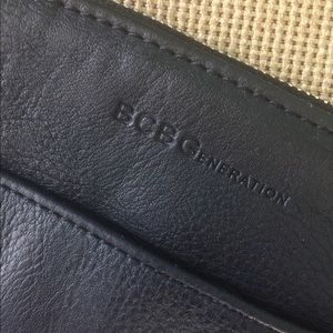 Simple black crossbody